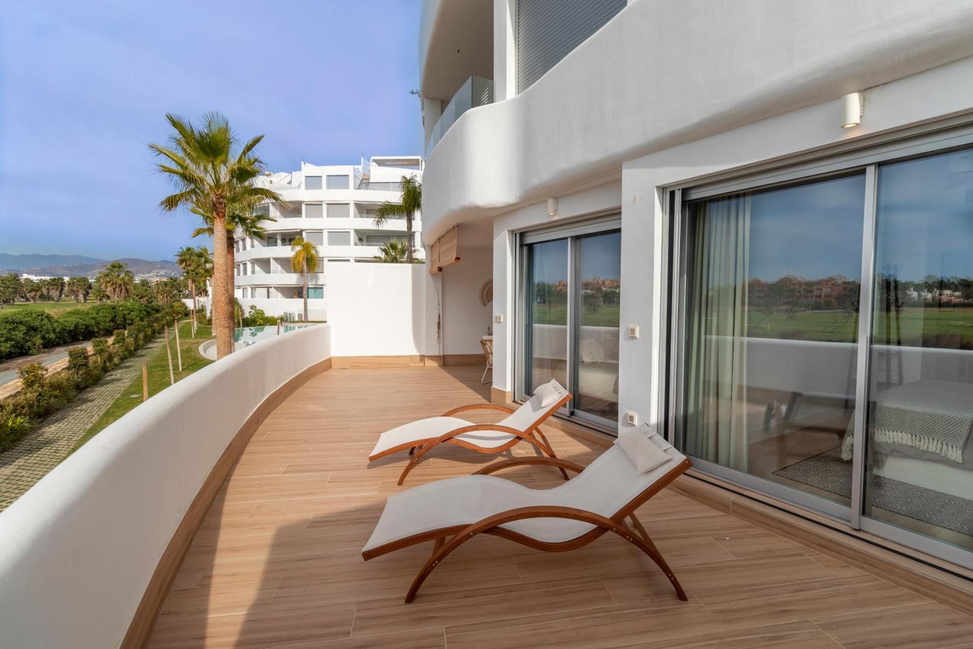 Rentitspain Apartamento Serena Terraza Con Vista A Golf Мотриль Экстерьер фото
