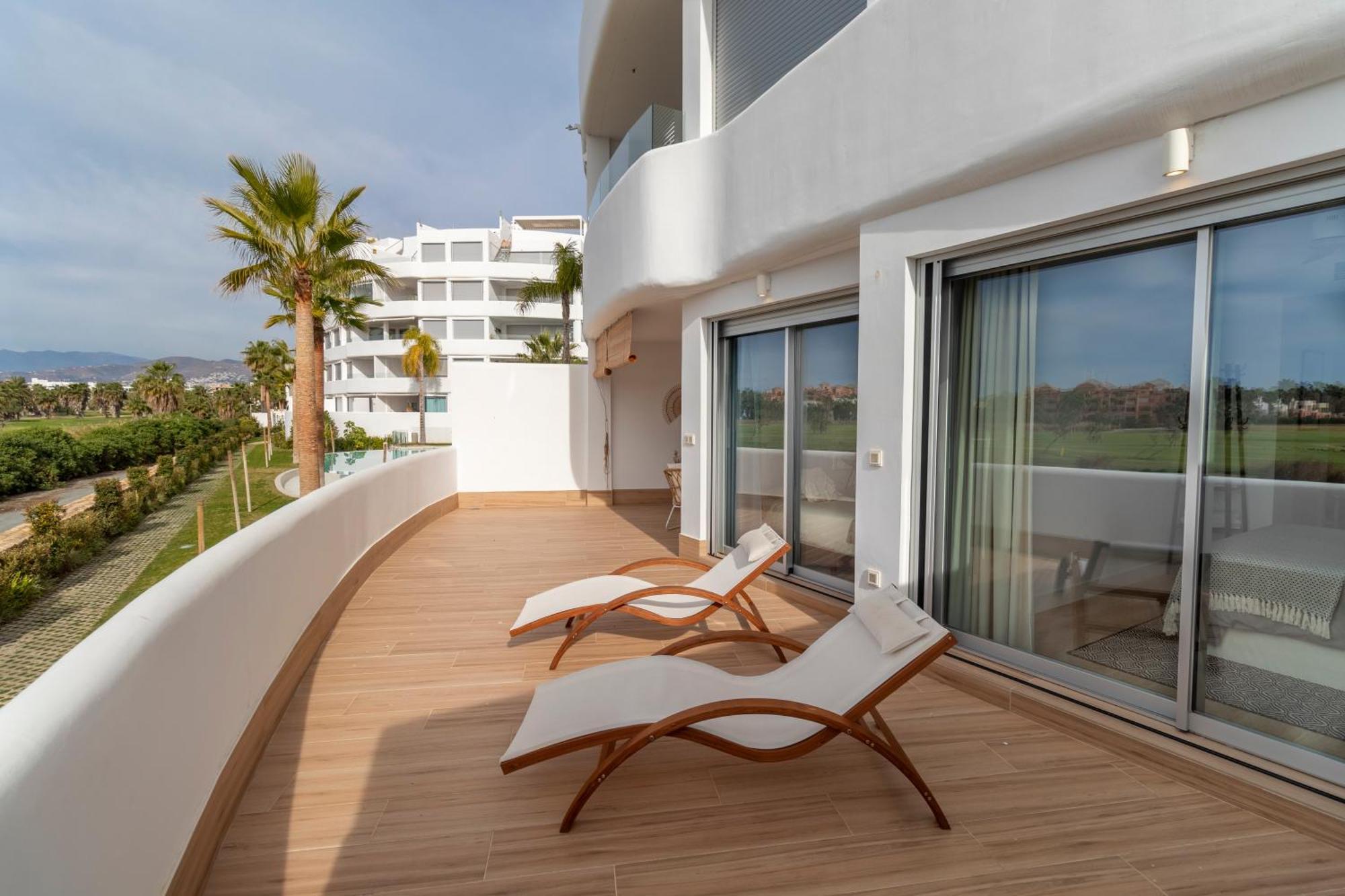 Rentitspain Apartamento Serena Terraza Con Vista A Golf Мотриль Экстерьер фото
